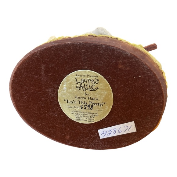 VINTAGE ENESCO LAURA'S ATTIC BY KAREN HAHN COUNTRY WAGON FLORAL & CHILD FIGURINE - Picture 8 of 8